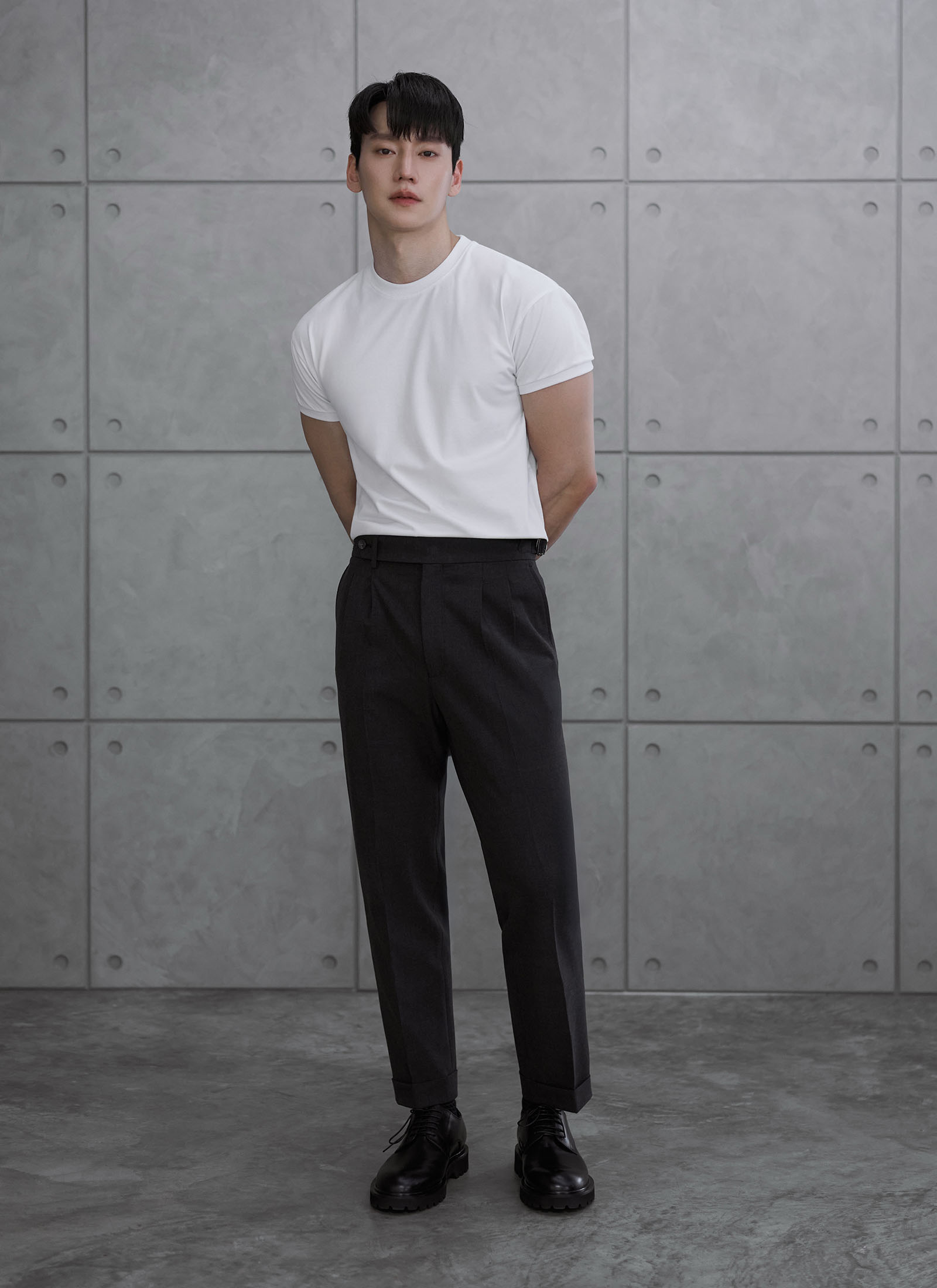 Classic Pant Double Pleated Trouser - Image 2