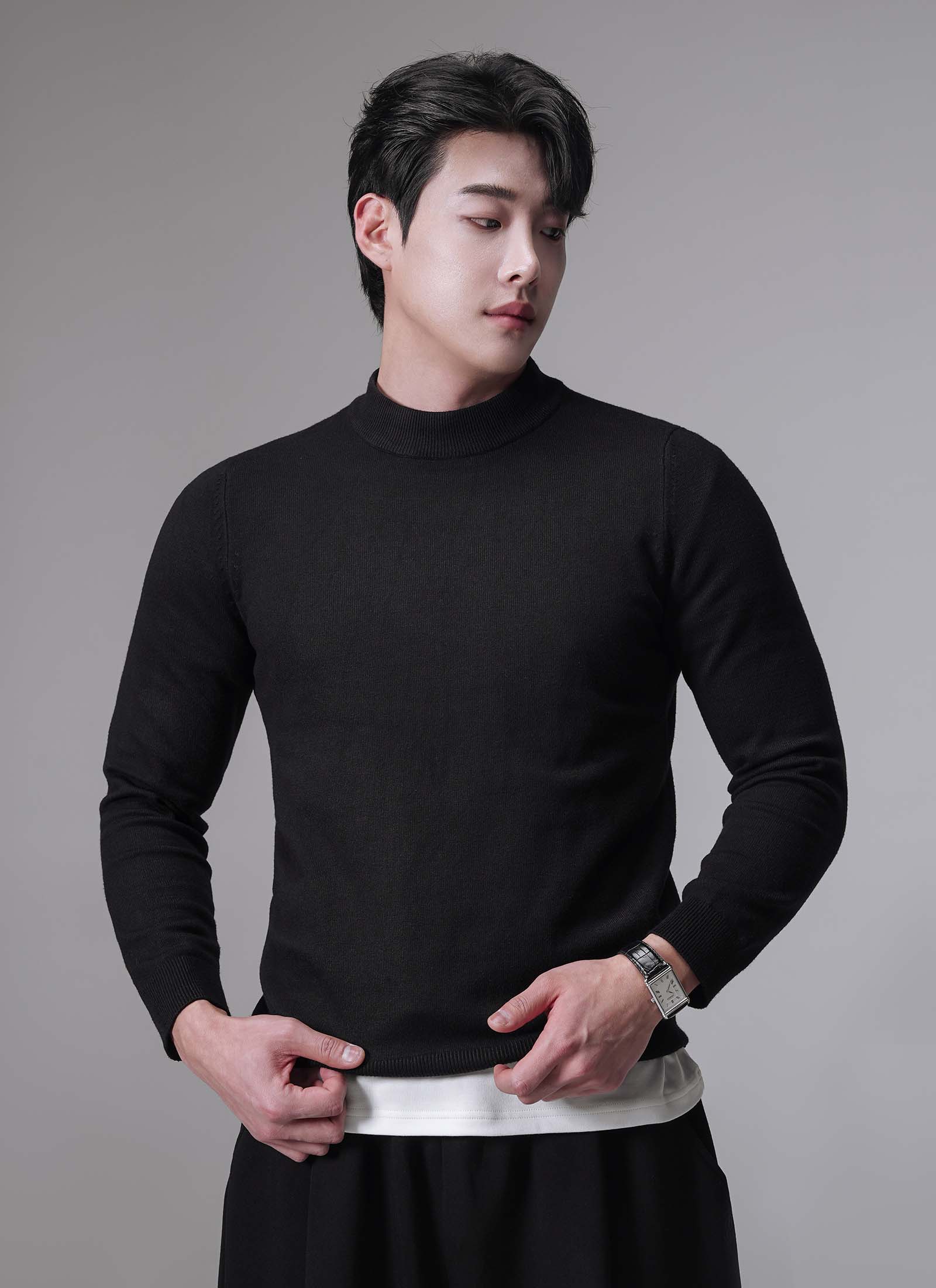 MID MOCK NECK SWEATER - Image 2