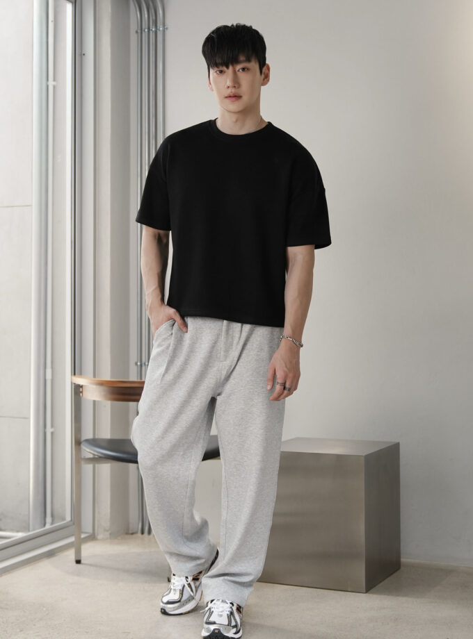 Premium Oversize Cropped-Fit T-Shirt
