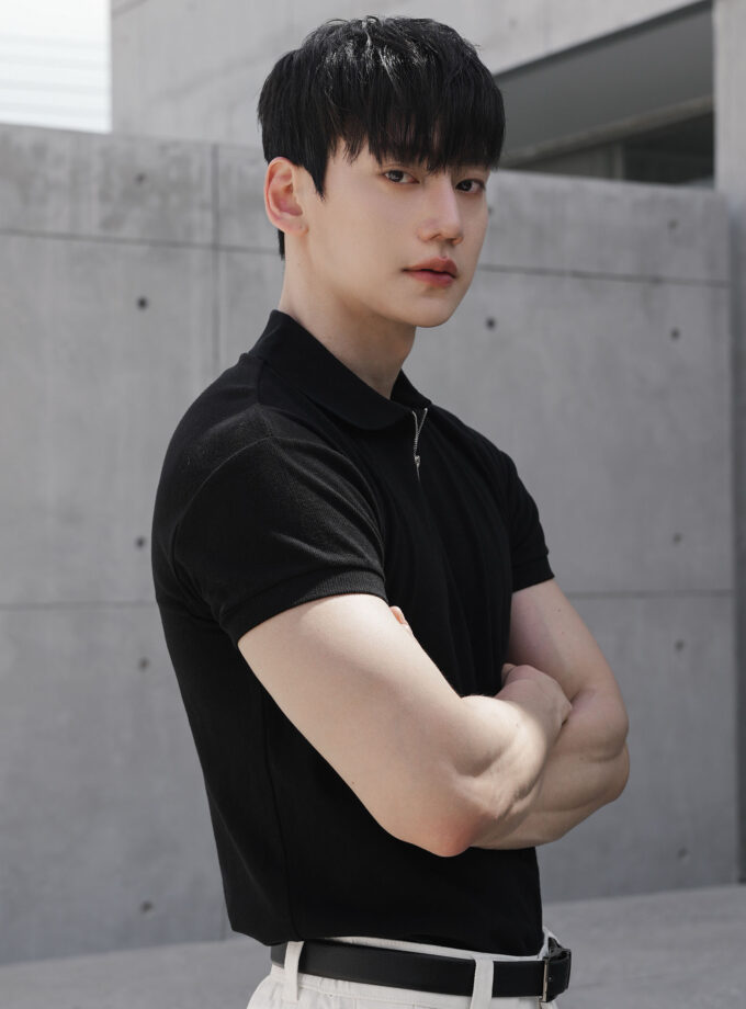 MUSCLE FIT POLO ZIPPER