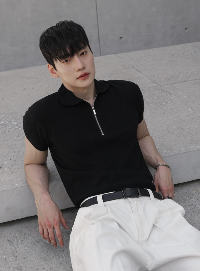 MUSCLE FIT POLO ZIPPER