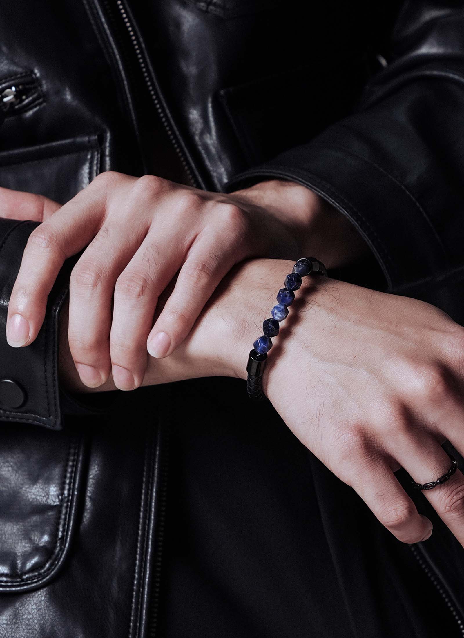 BLUECORE LEATHER - Image 3