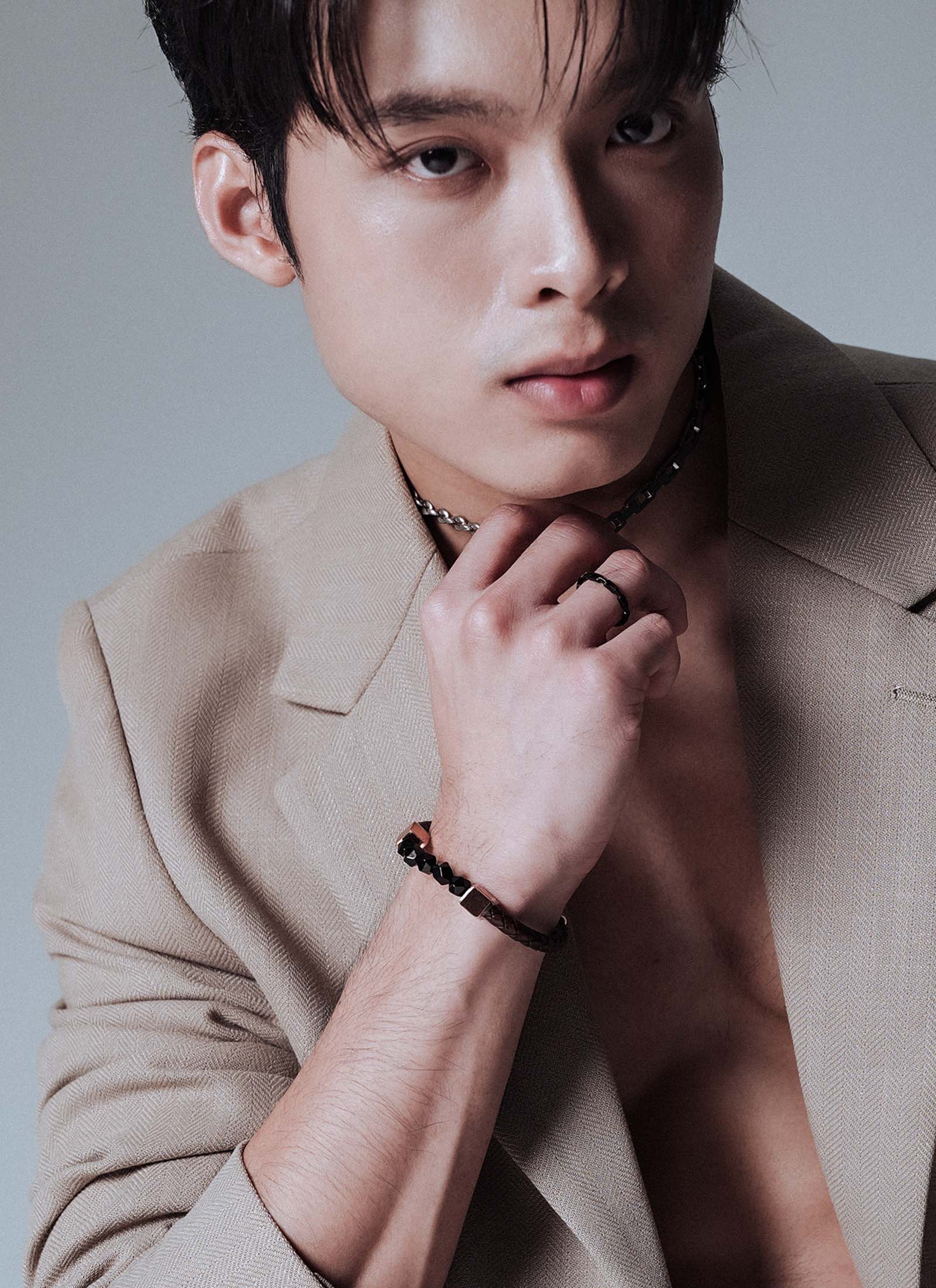 BRONZE ORBIT LEATHER - Image 2