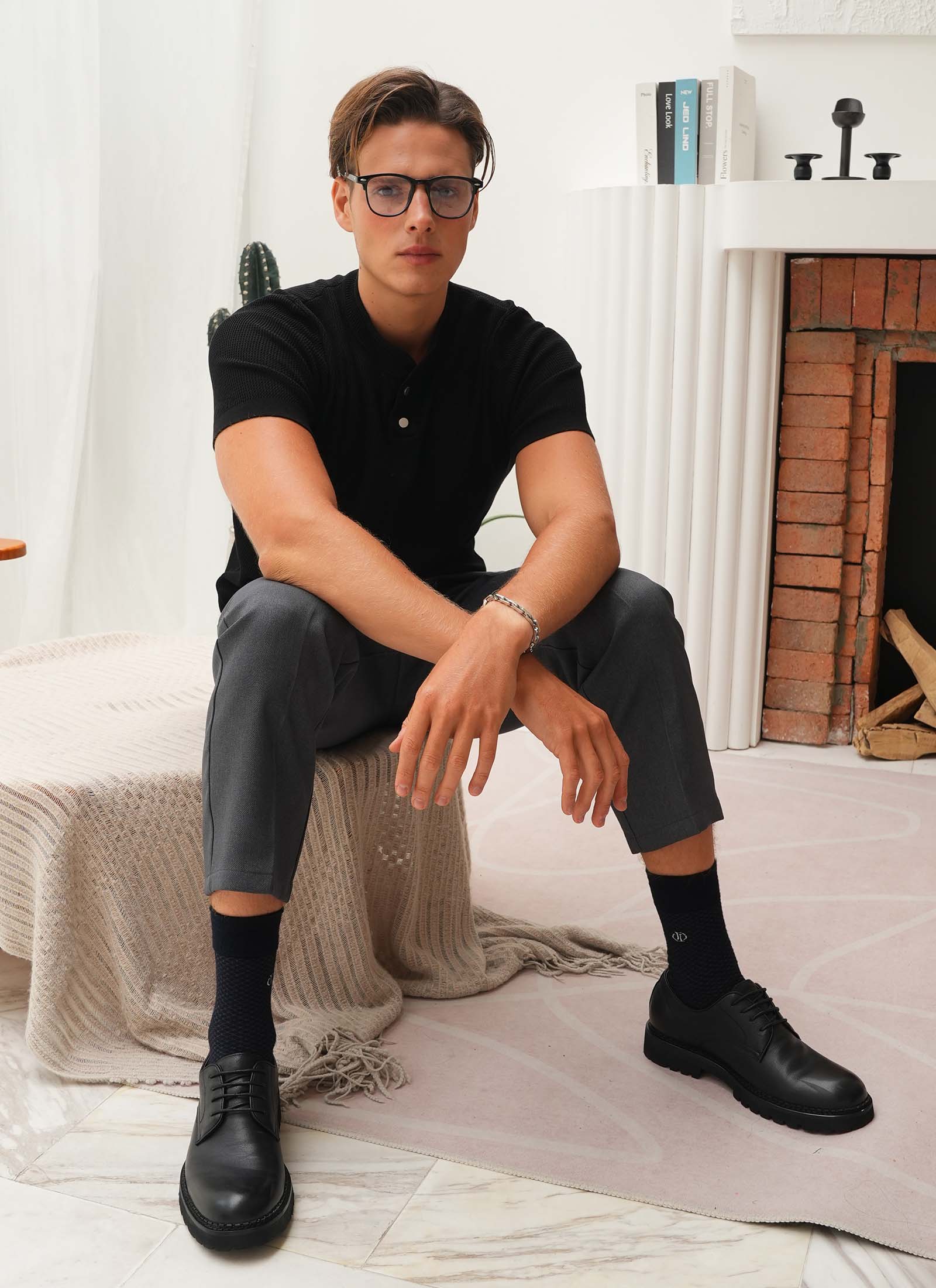 HUSH HENLEY - Image 4