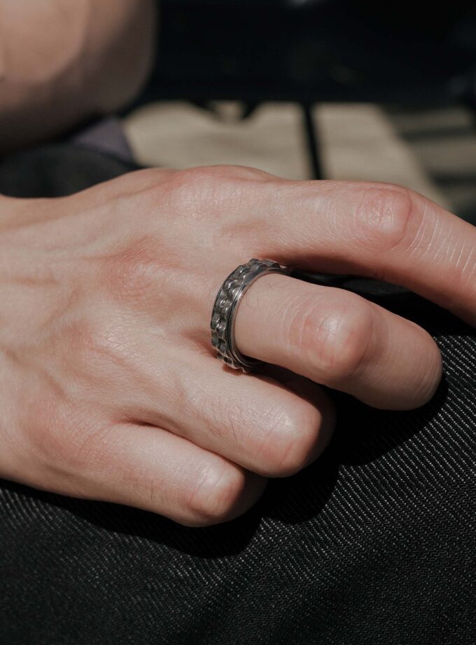 Vault Chain Ring