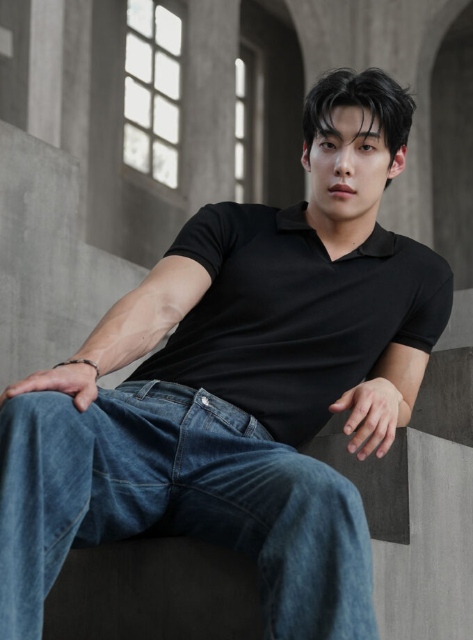 MUSCLE FIT POLO NECK