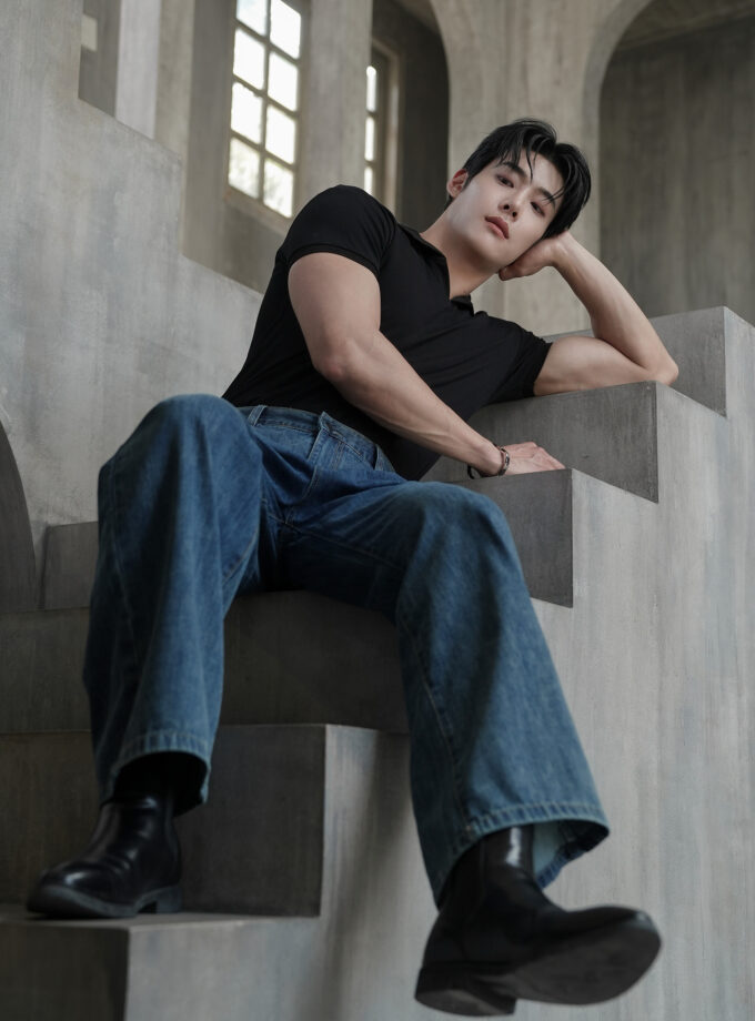 DUSTY INDIGO Wide-Leg Jeans