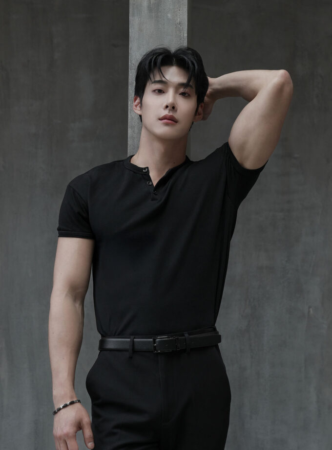 HENRY NECK MUSCLE FIT