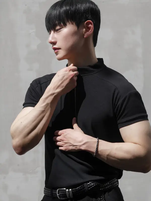 Shape-Up Zip Muscle Fit